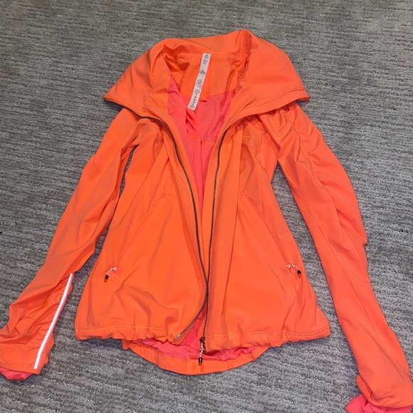 lululemon orange jacket